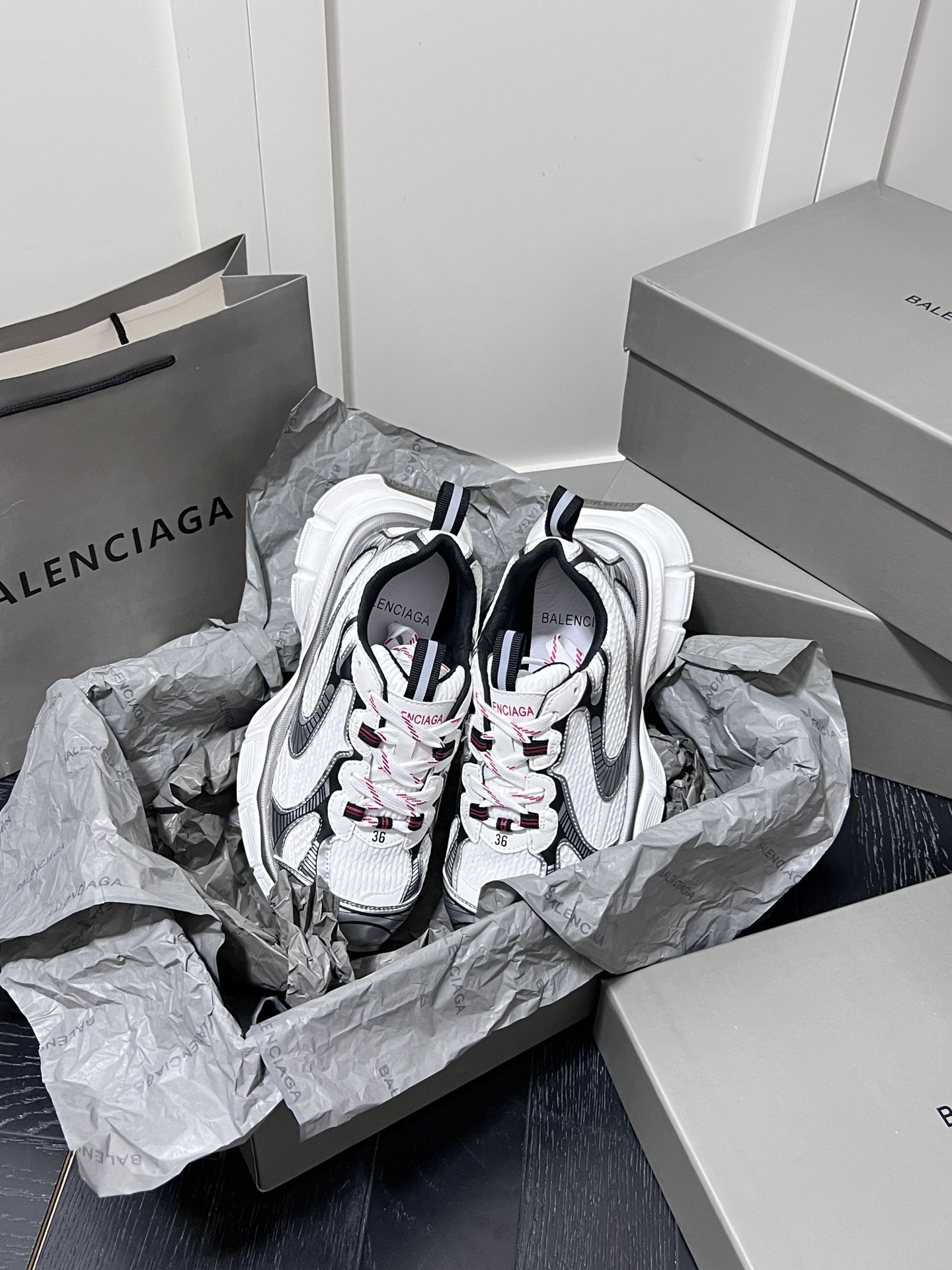 Balenciaga Chunky Dad Sneakers White/Silver