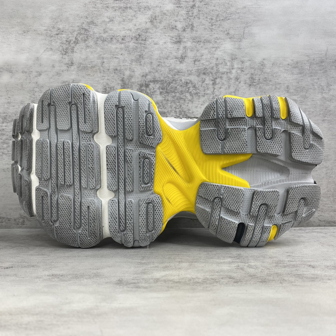Balenciaga Cargo Chunky Sneakers White Yellow