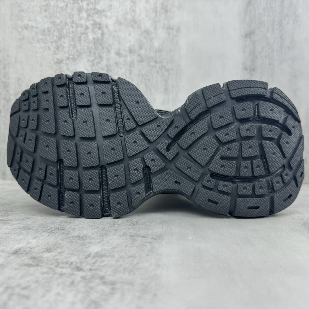 Balenciaga 5XL High-Top Sneakers Black