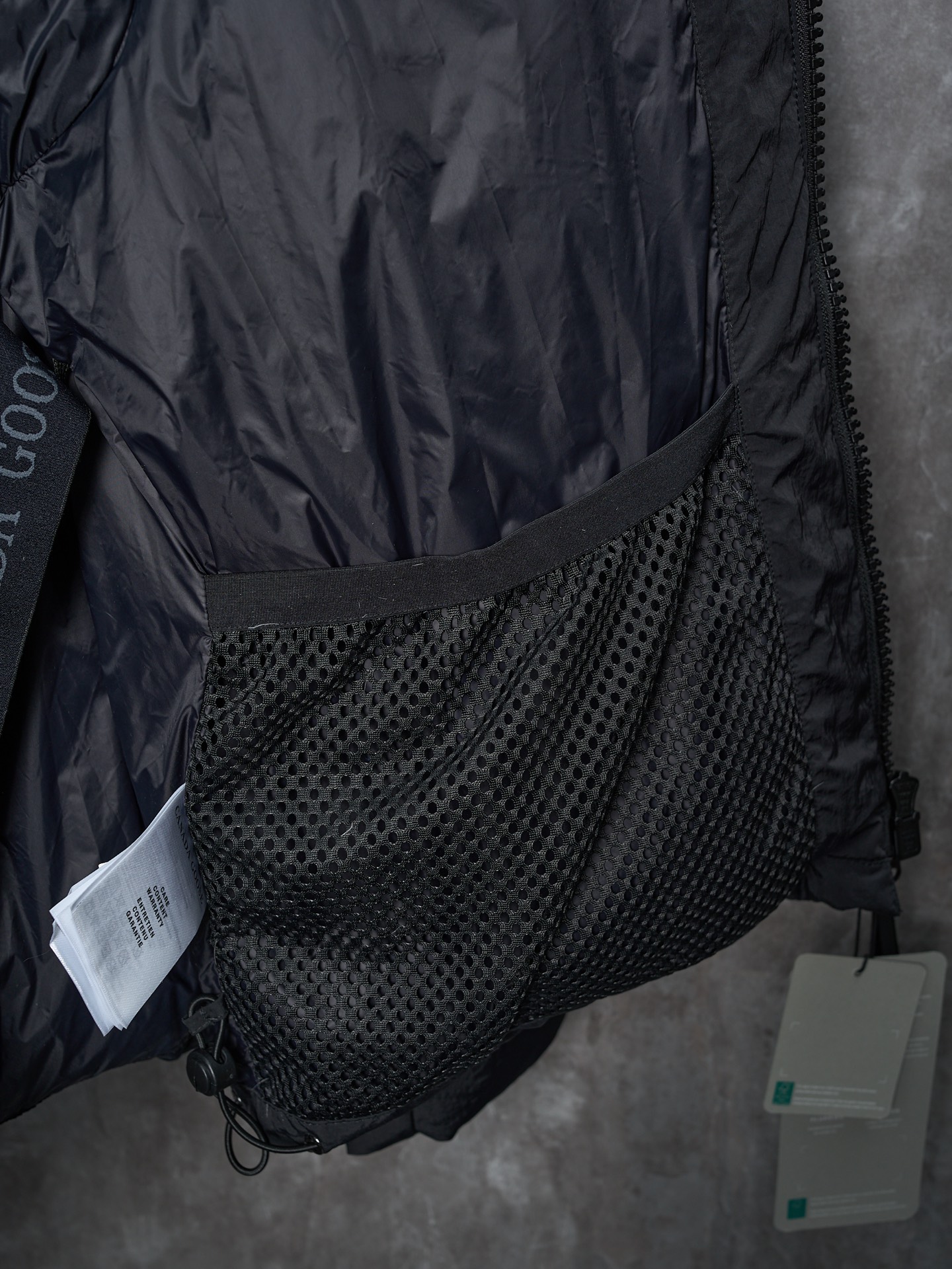 Canada Goose Hooded Puffer Jacket Black