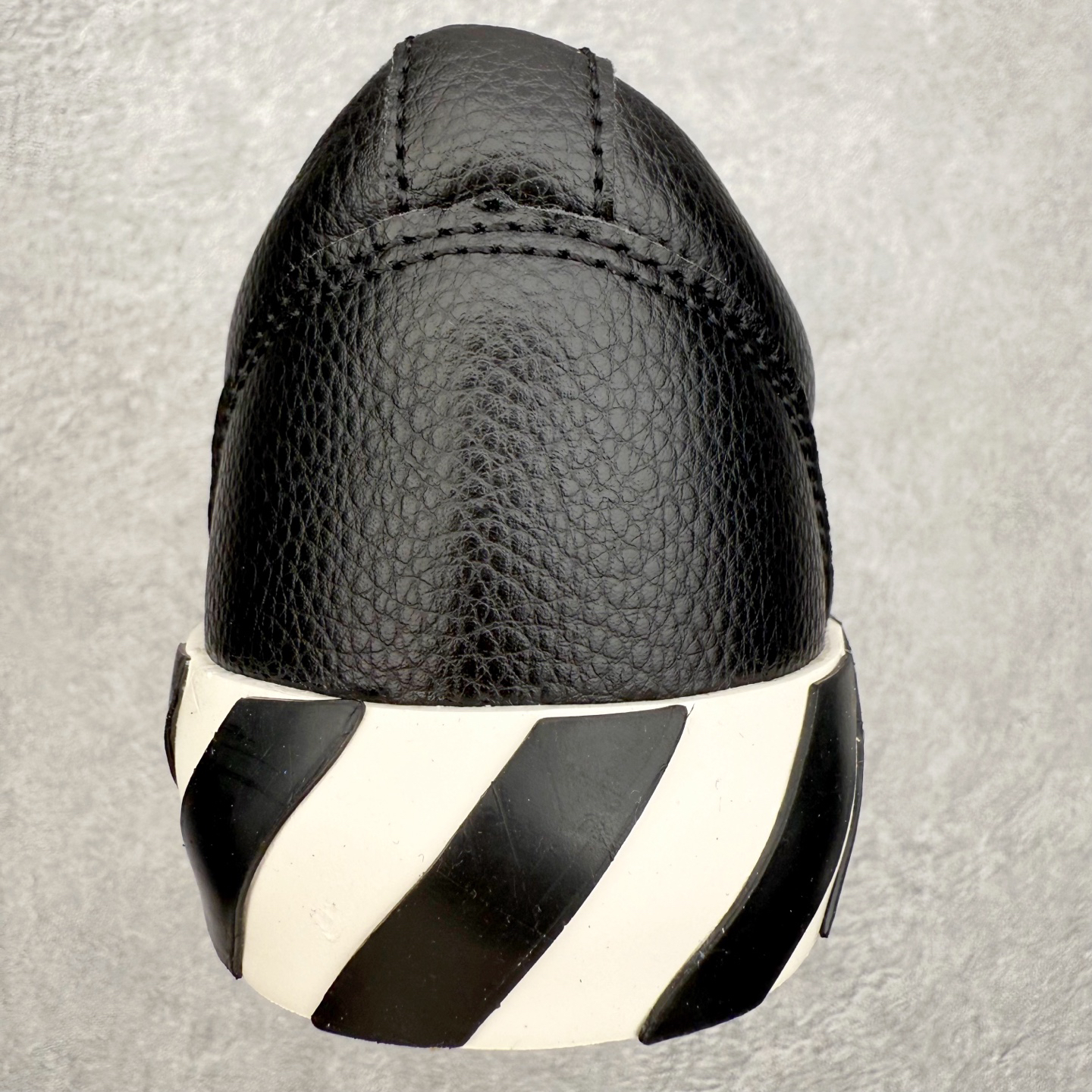 Off-White Low-Top Sneakers Black