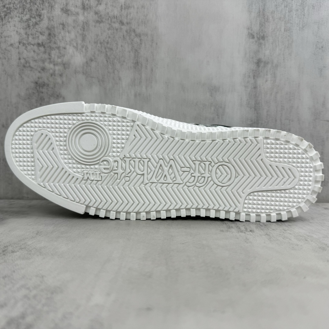 Off-White Low Vulcanized Sneakers White/Black