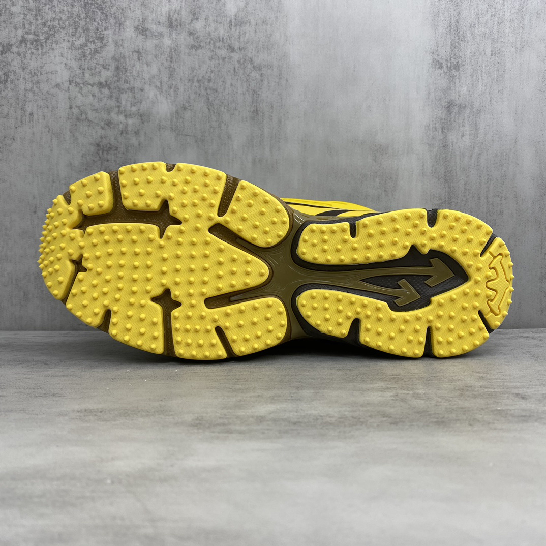 Off-White CO V Runner Sneakers Yellow/Green