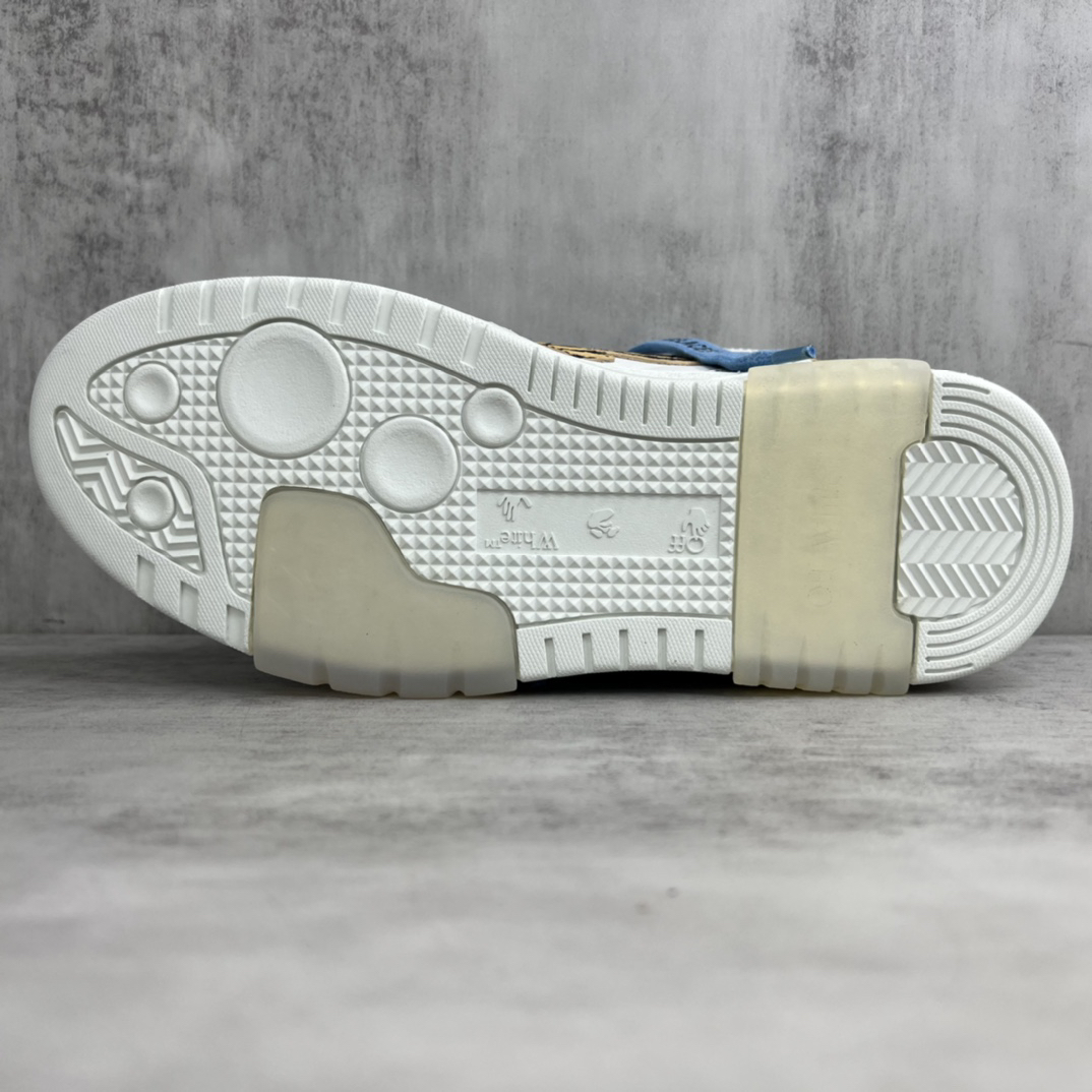 Off-White Low Top Sneakers Multicolor