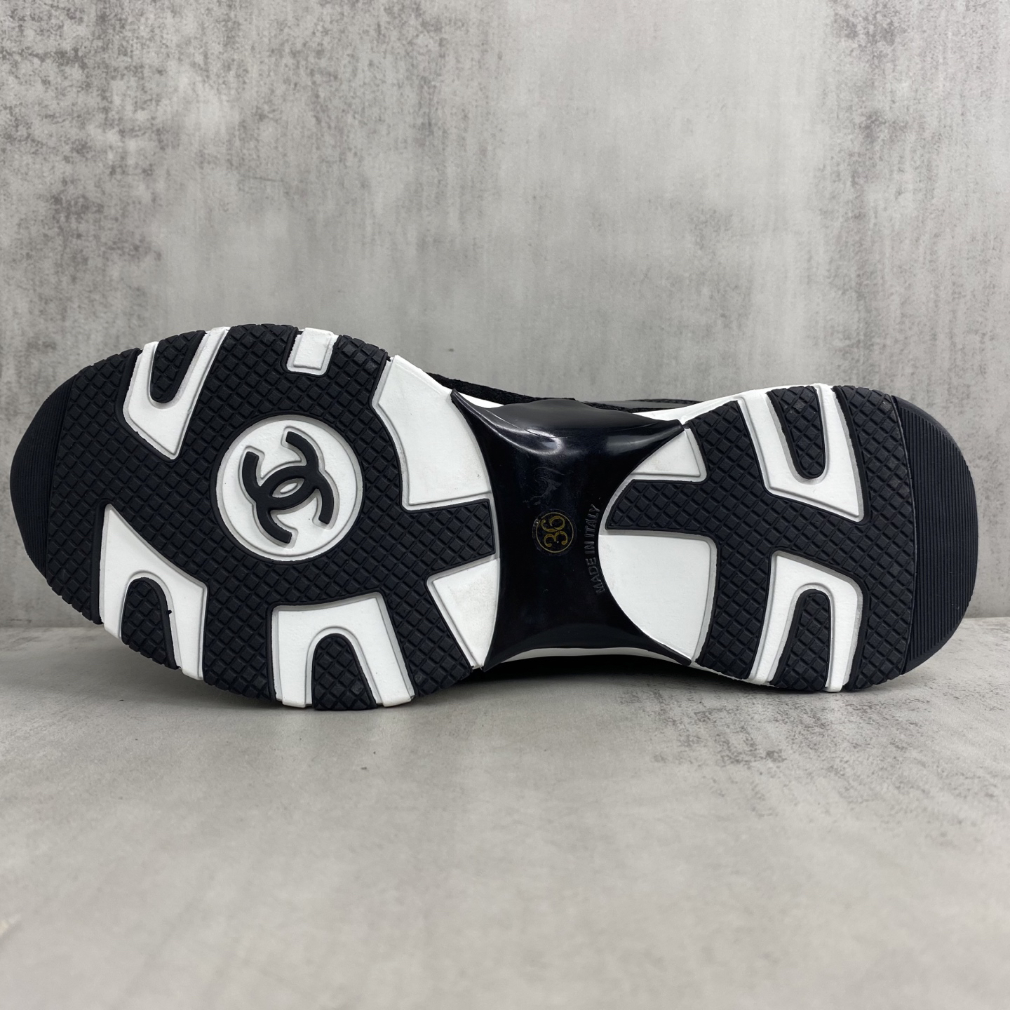 Chanel Leather Runner Sneakers Black/White