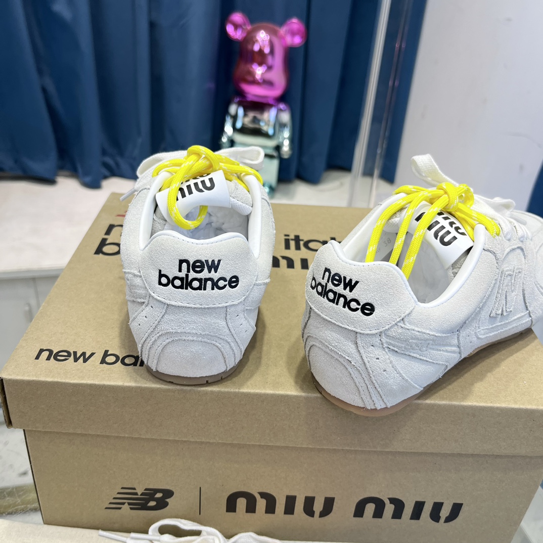 Miu Miu x New Balance 530 Suede Sneakers White/Yellow