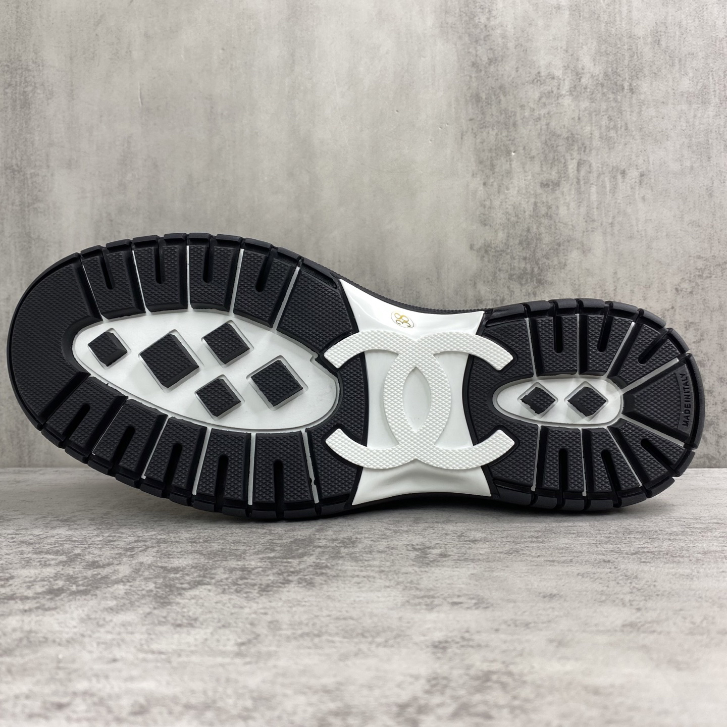 Chanel Panda Low-Top Sneakers Black/White