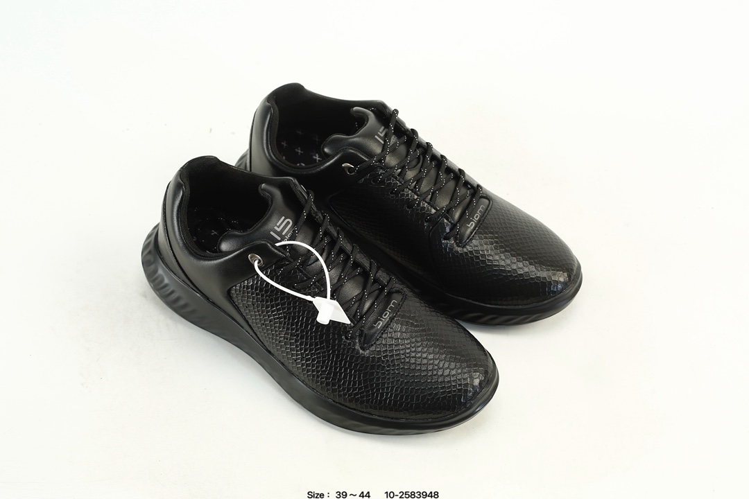 Ecco Breathable Leather Sneakers Black