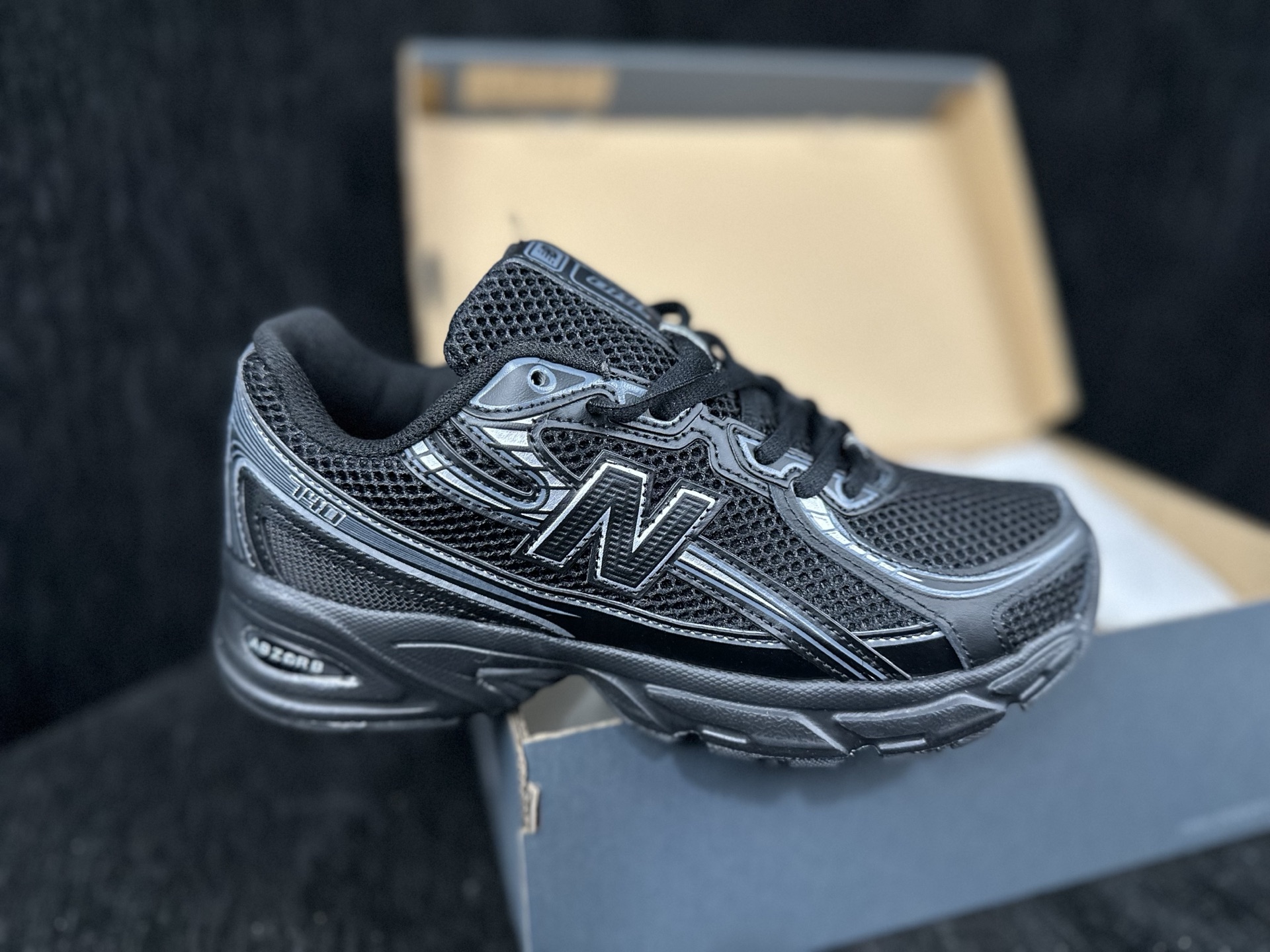 New Balance 740 Retro Runner Multicolor