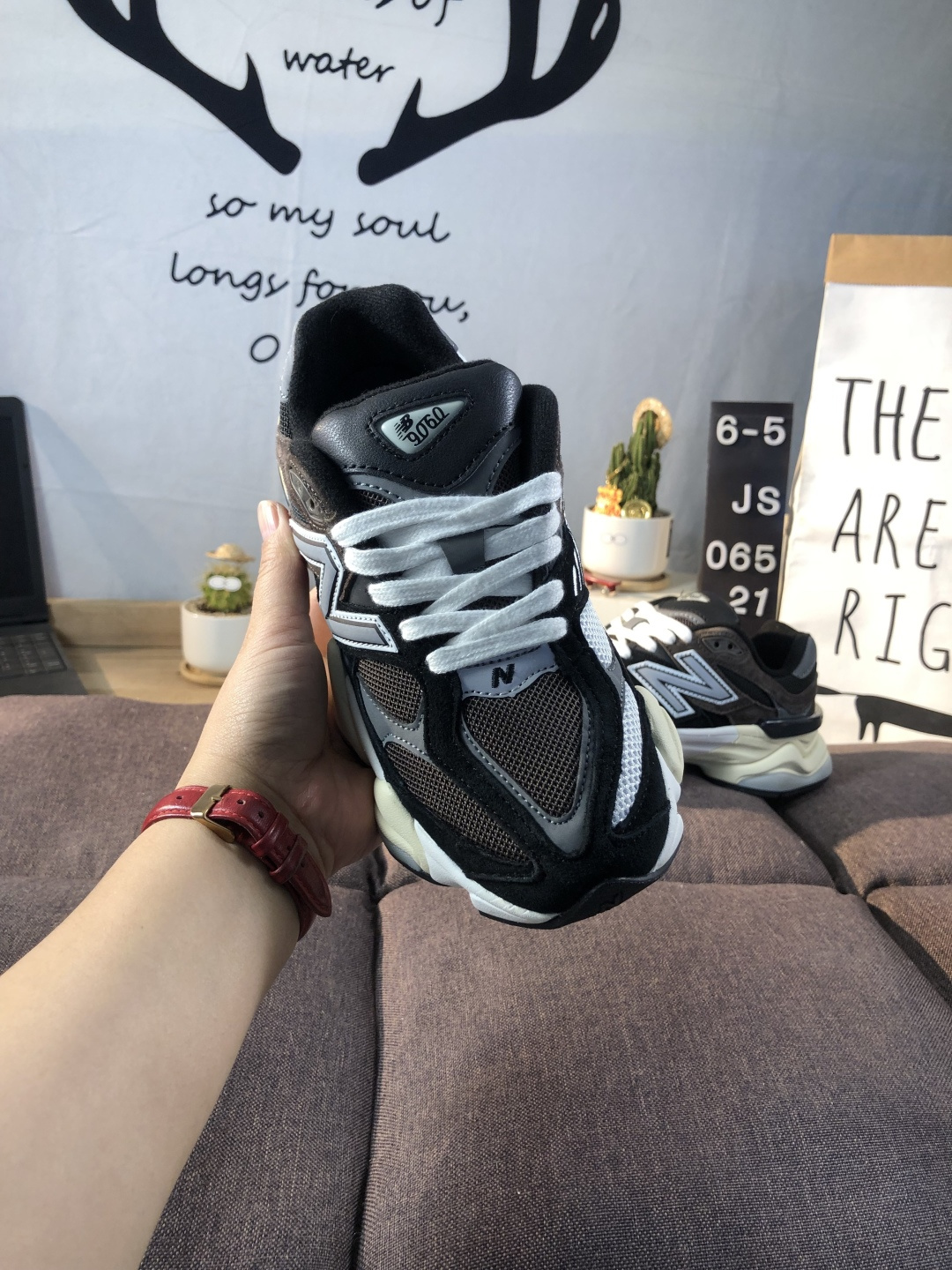 New Balance 9060 Chunky Sneakers Black