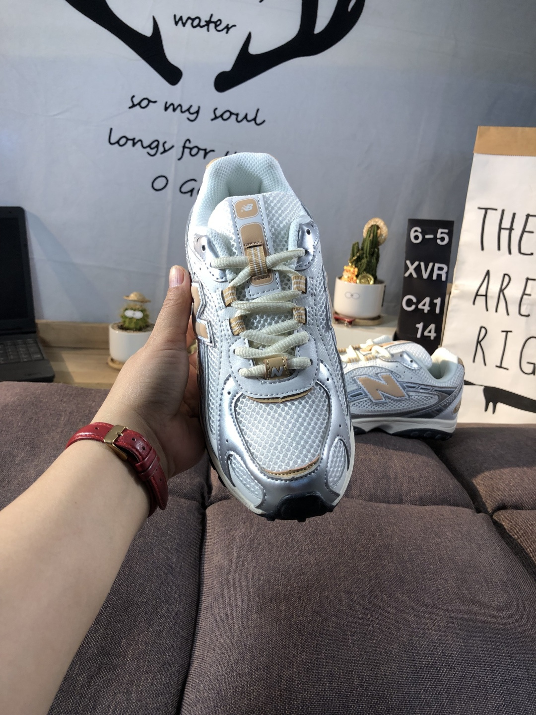 New Balance 204 Dad Sneakers White/Silver