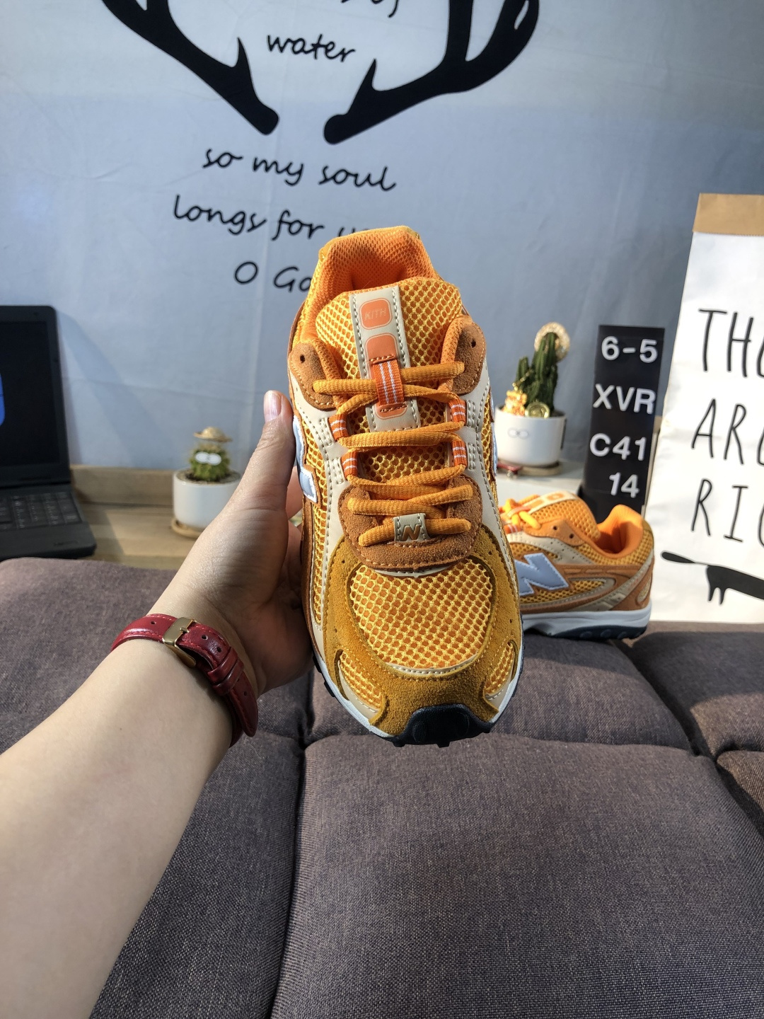 New Balance 204 Dad Sneakers Orange