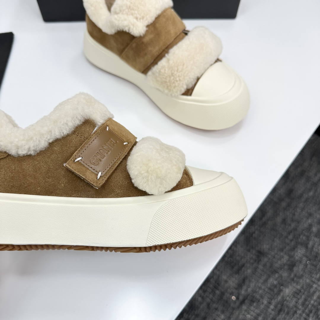 Chanel Shearling-Trim Slip-On Sneakers Brown/White