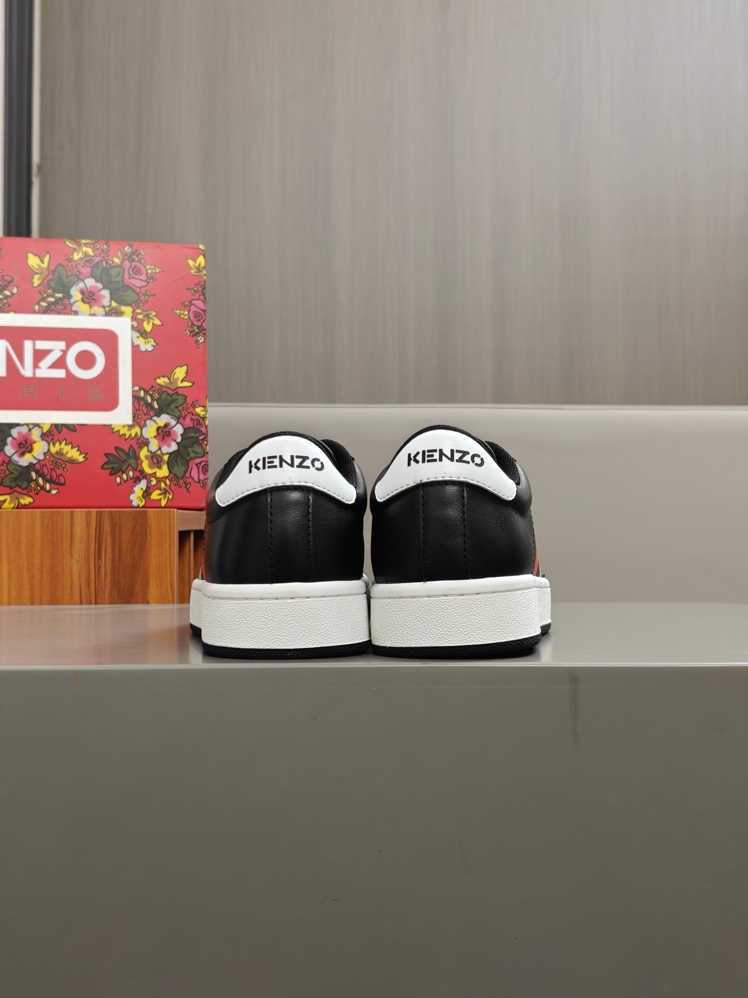 KENZO Leather Low-Top Sneakers Black