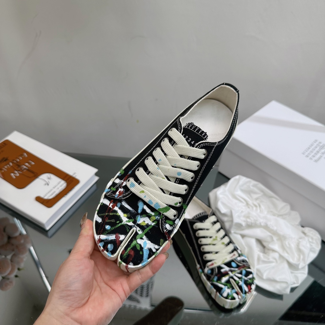 Maison Margiela MM6 Tabi Canvas Sneakers Multi-Color