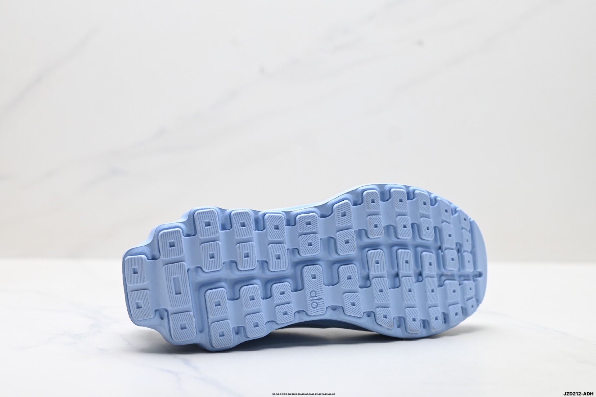 Alo Yoga Alo Runner Shoes Sky Blue