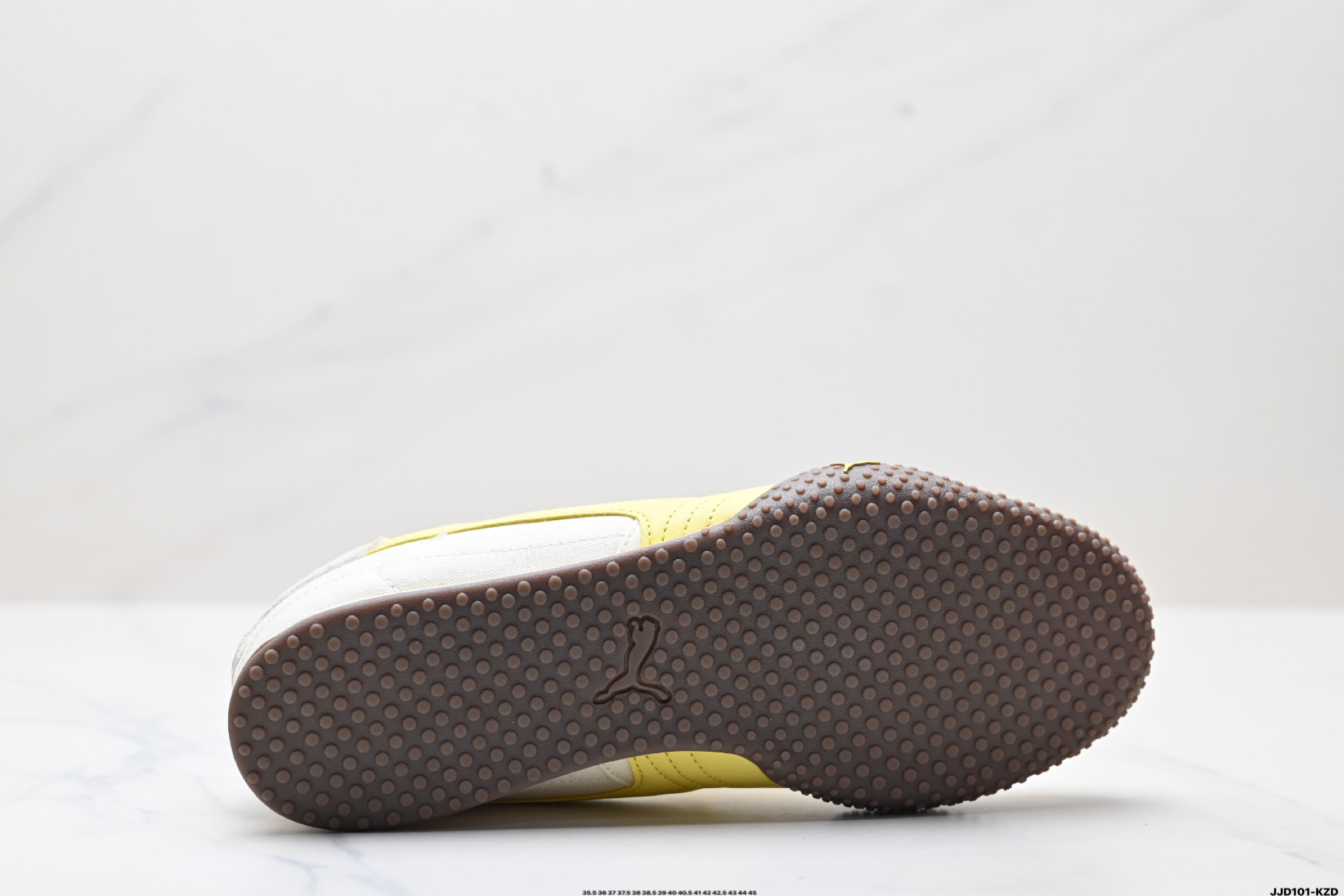 PUMA Bella UT Low-Top Trainer White/Yellow