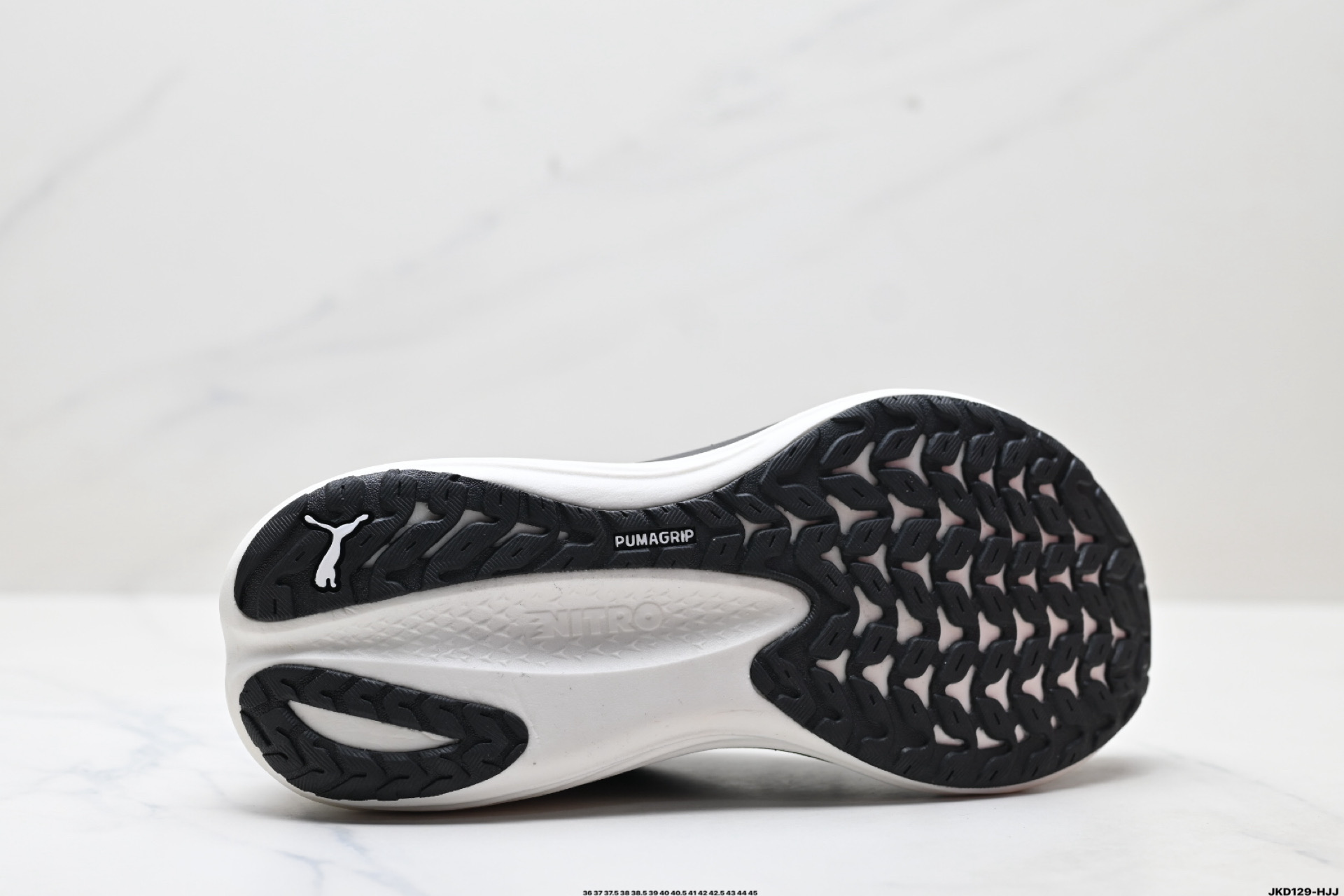 Puma Deviate NITRO 3 Cushioned Running Shoes Black/White