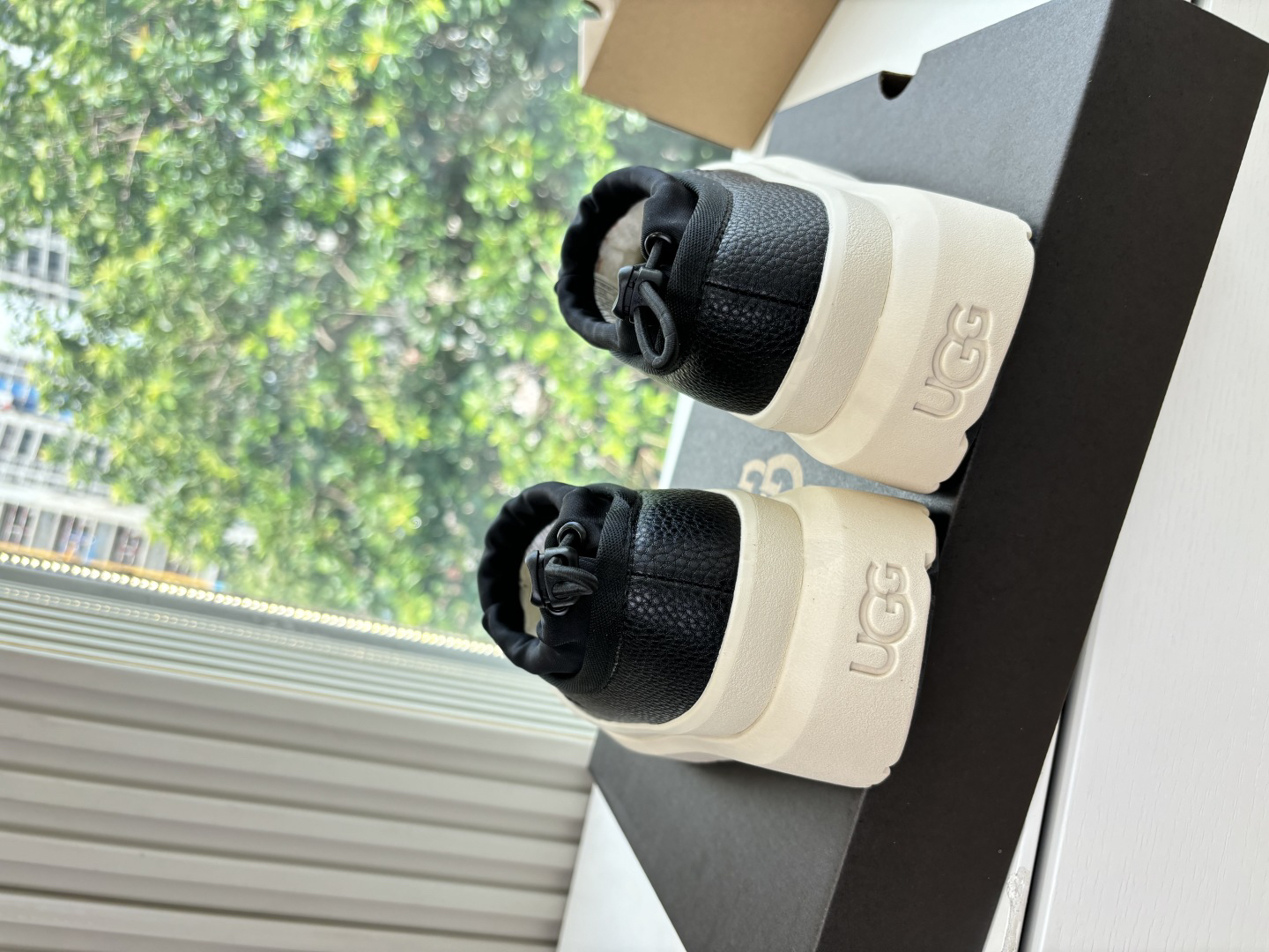 UGG Cozy Platform Clog Black