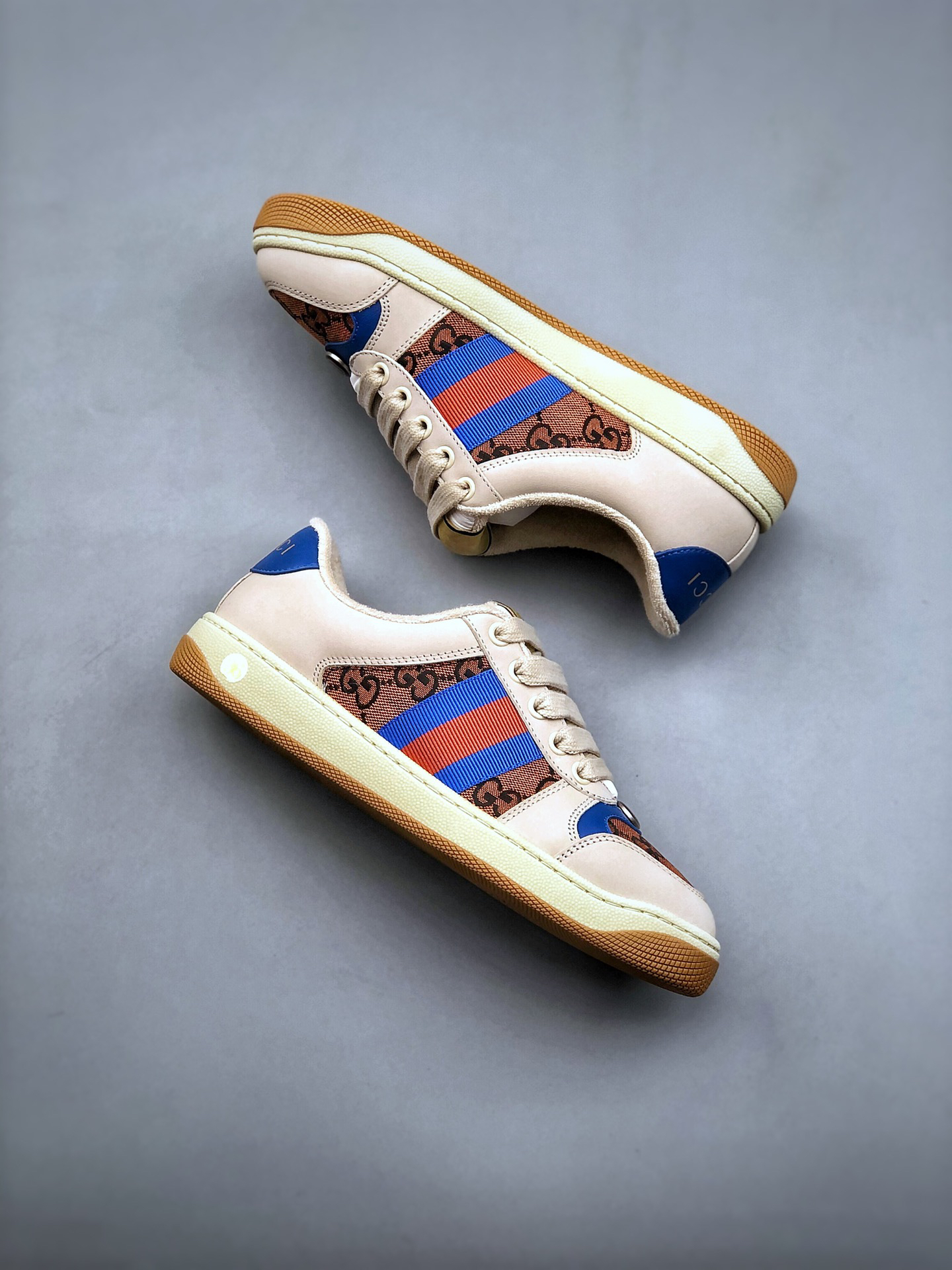 Gucci Screener Distressed Sneaker Beige/Blue/Red