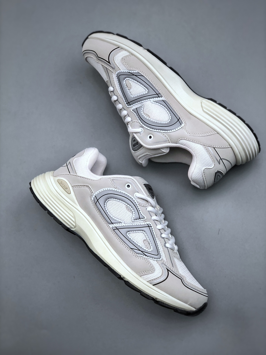 Dior B30 Chunky Sneakers Beige/White