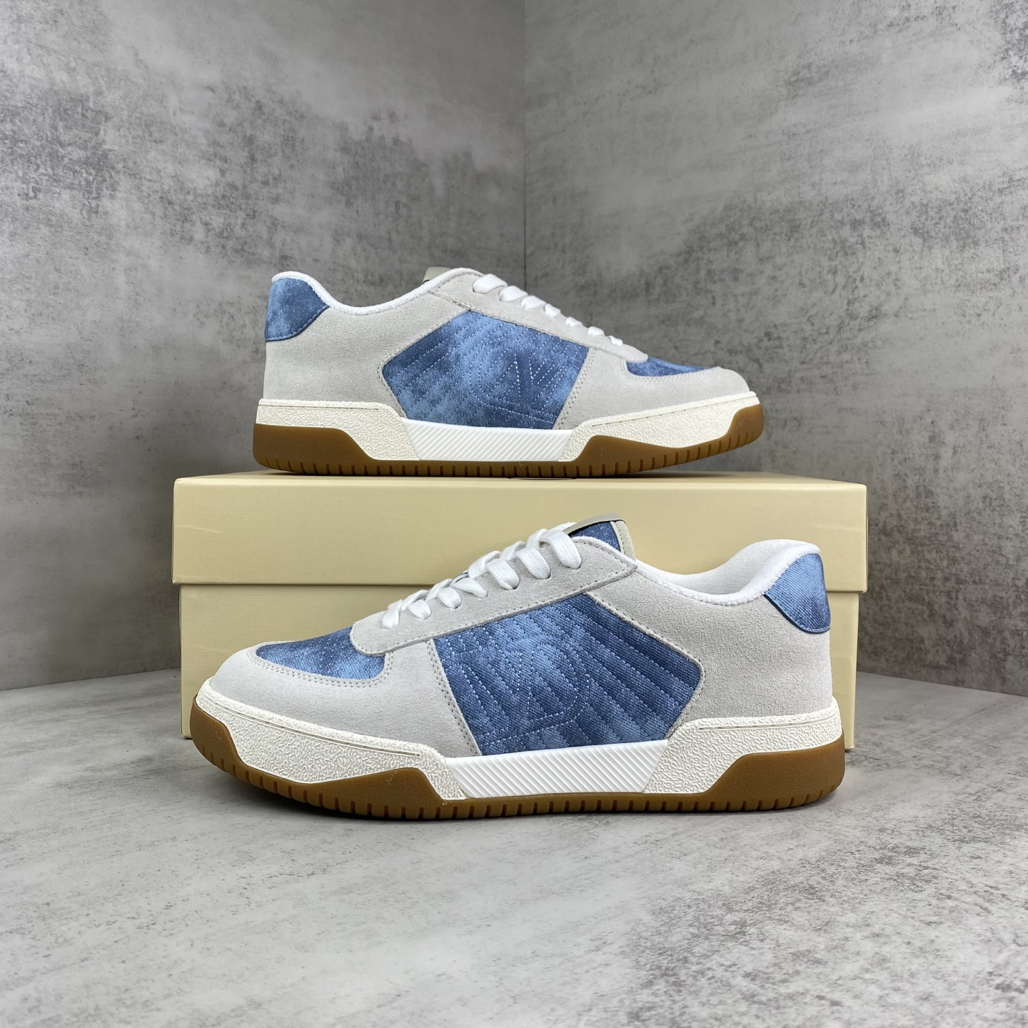 Valentino Joie de Jouer Platform Sneakers Blue