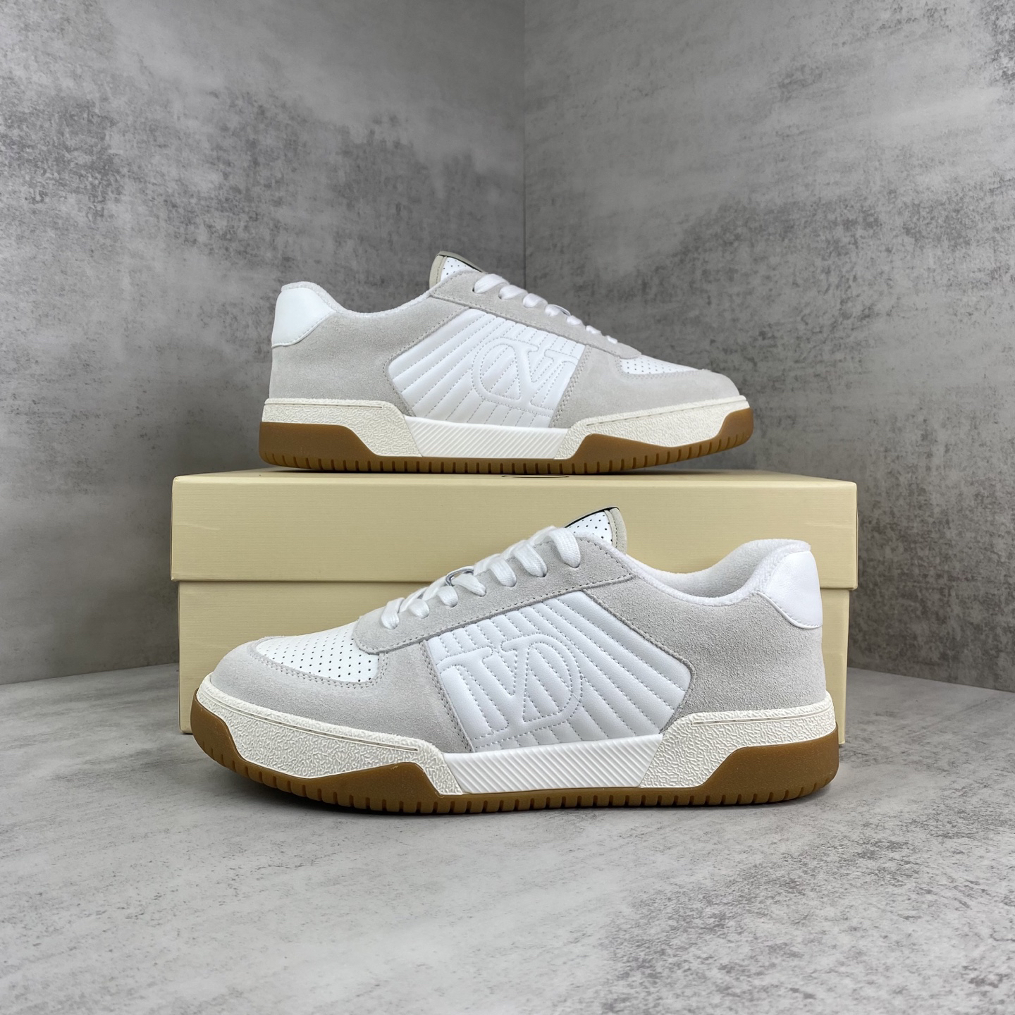 Valentino Garavani Joie de Jouer Platform Sneakers White/Beige