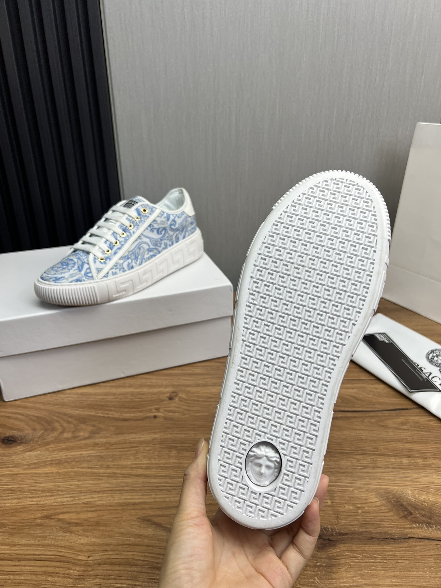 Versace Baroque Low-Top Sneakers Blue/White