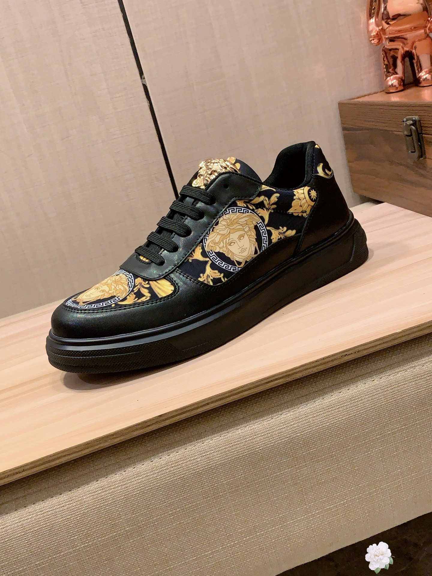 Versace Medusa Baroque Low-Top Sneakers Black/Gold