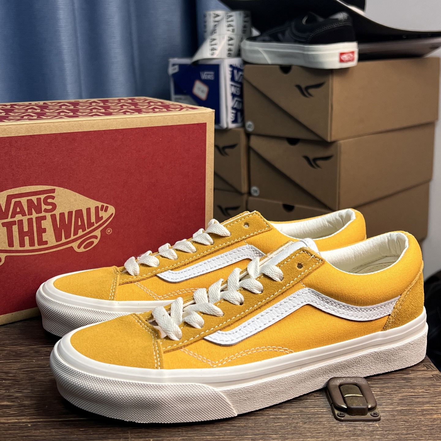 Vans Old Skool 36 Low-Top Sneakers Yellow