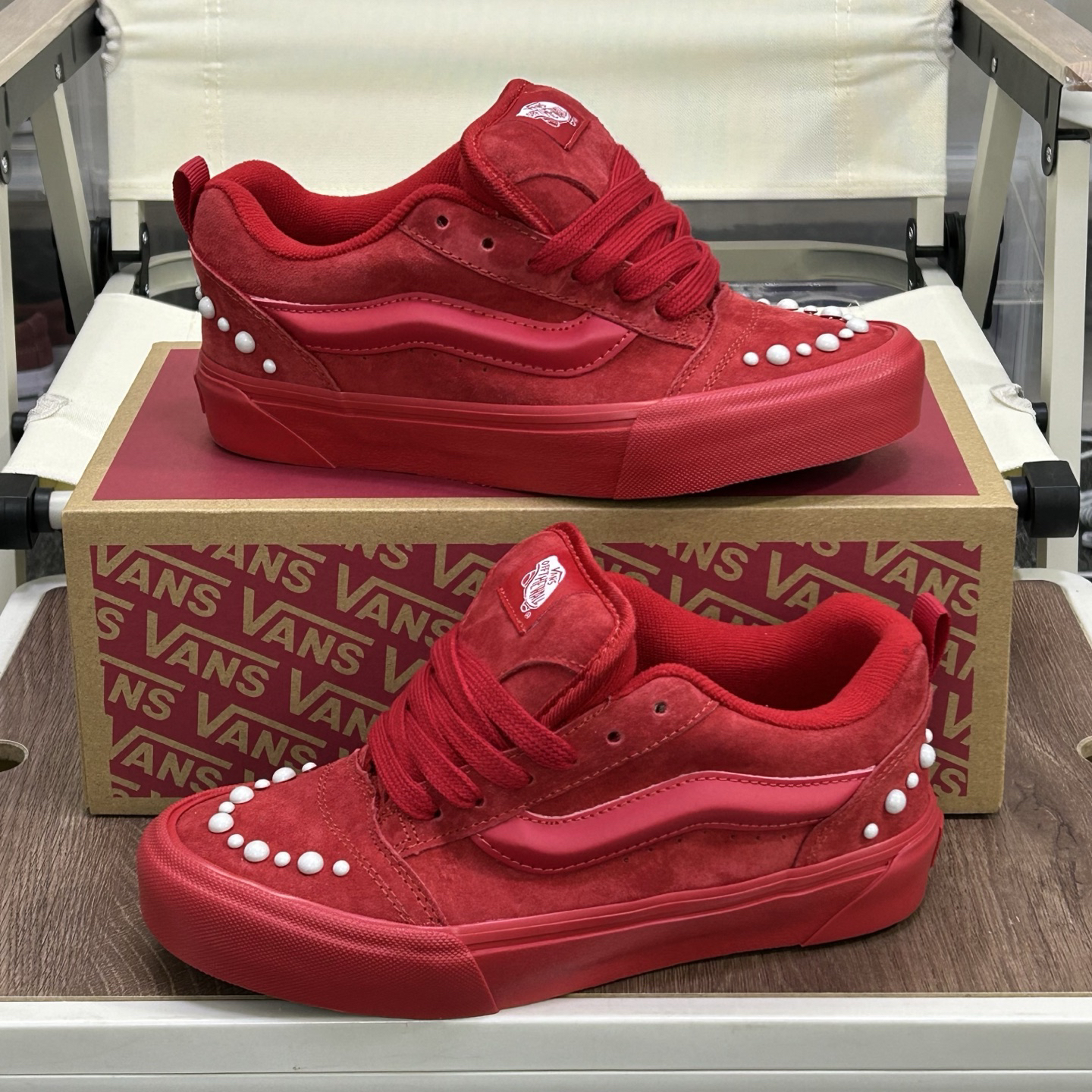 Vans Knu Skool Pearl Stud Low-Top Sneakers Red