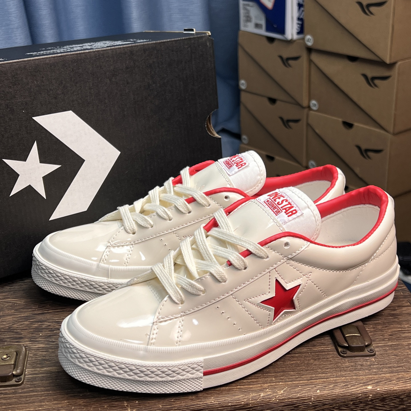 Converse One Star Patent Leather Low-Top White/Red