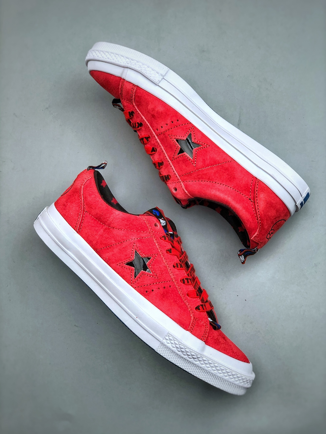 Converse x Hello Kitty One Star Suede Low Prism Pink