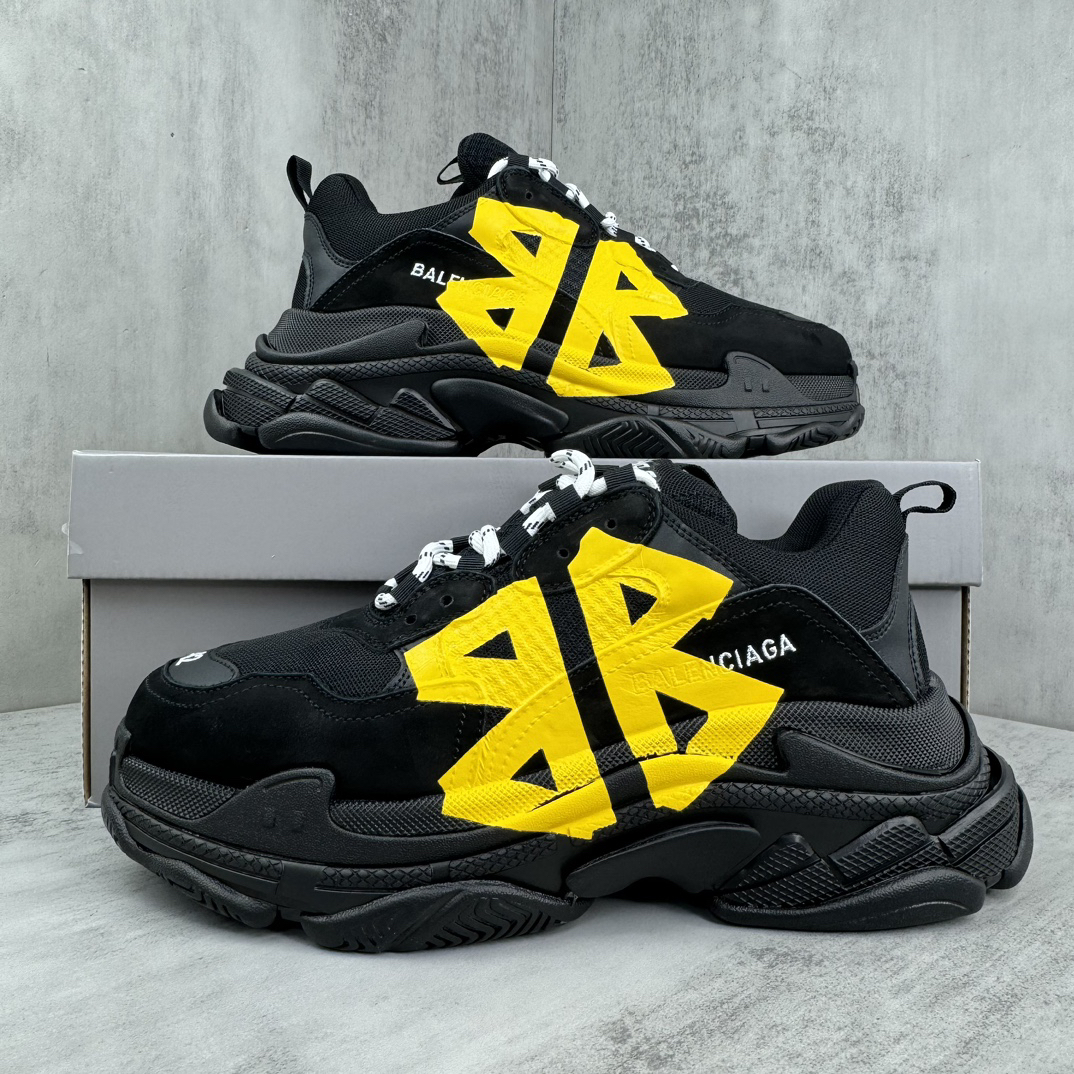 Balenciaga Triple S Dad Sneakers Black/Yellow