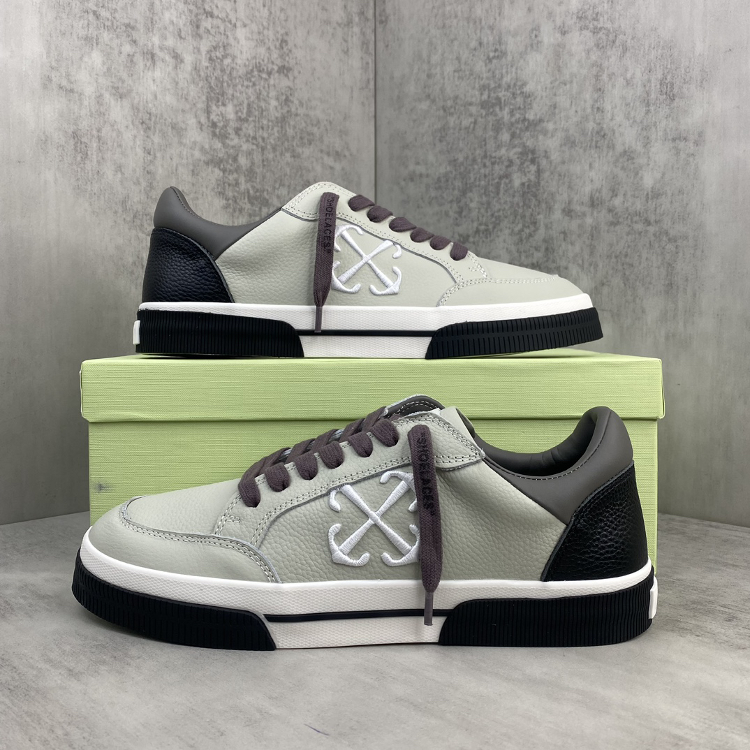 Off-White Low Vulcanized Sneakers Grey