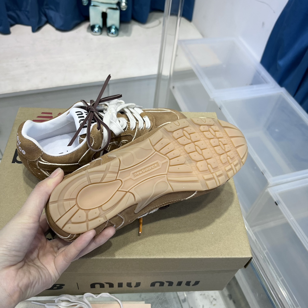 Miu Miu x New Balance 530 Sneakers Brown