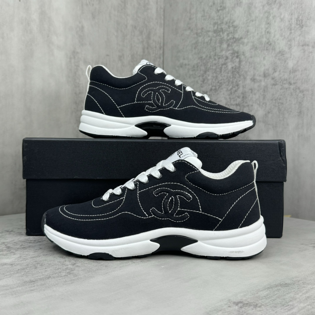 Chanel Panda Runner Sneakers Black/White