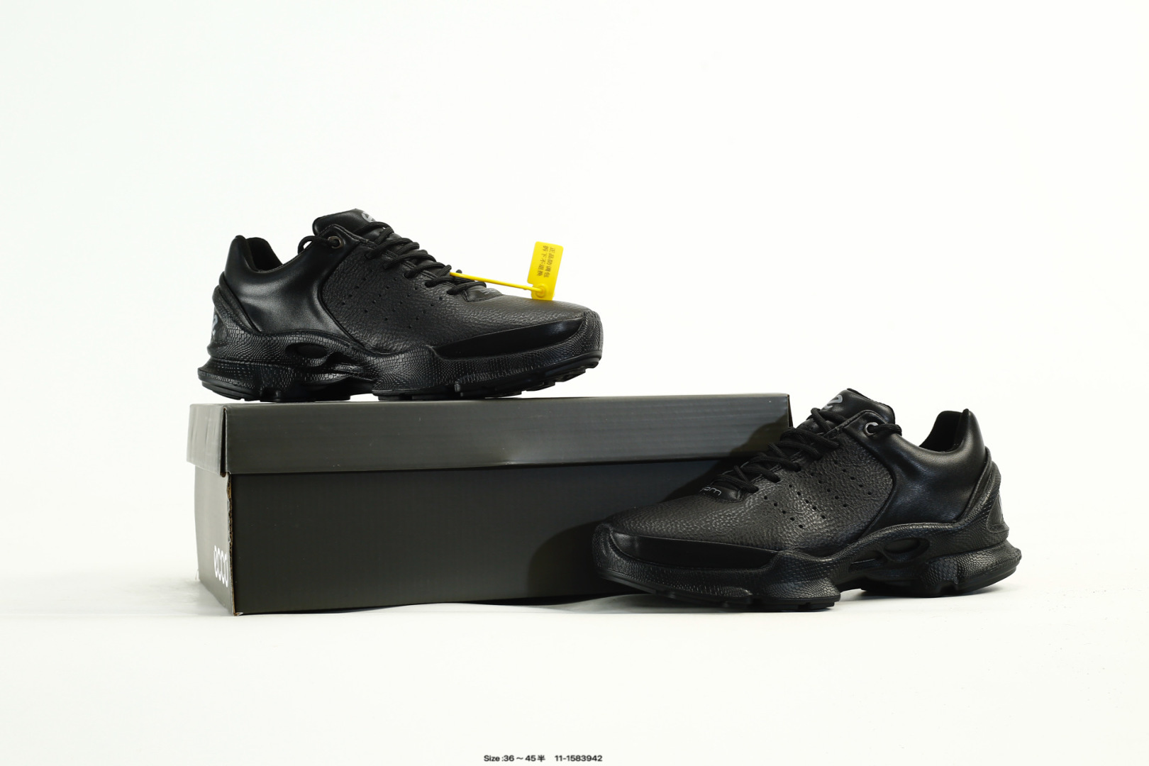 ECCO Breathable Leather Casual Shoes Black