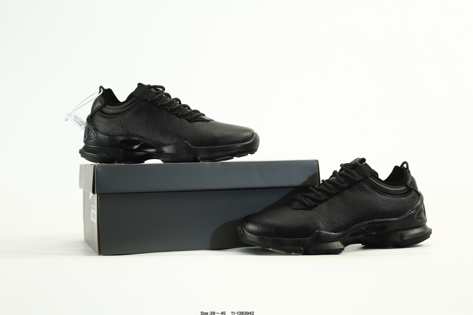 ECCO Breathable Leather Sneakers Black