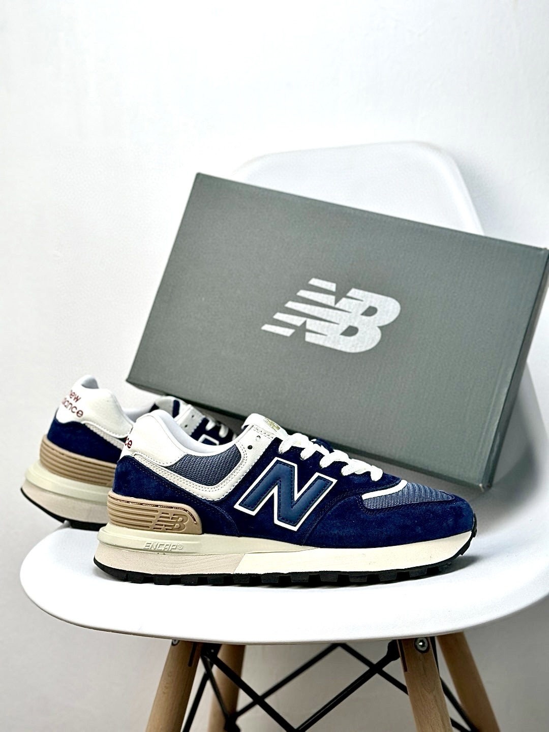 New Balance U574LGBB Retro Runner Navy
