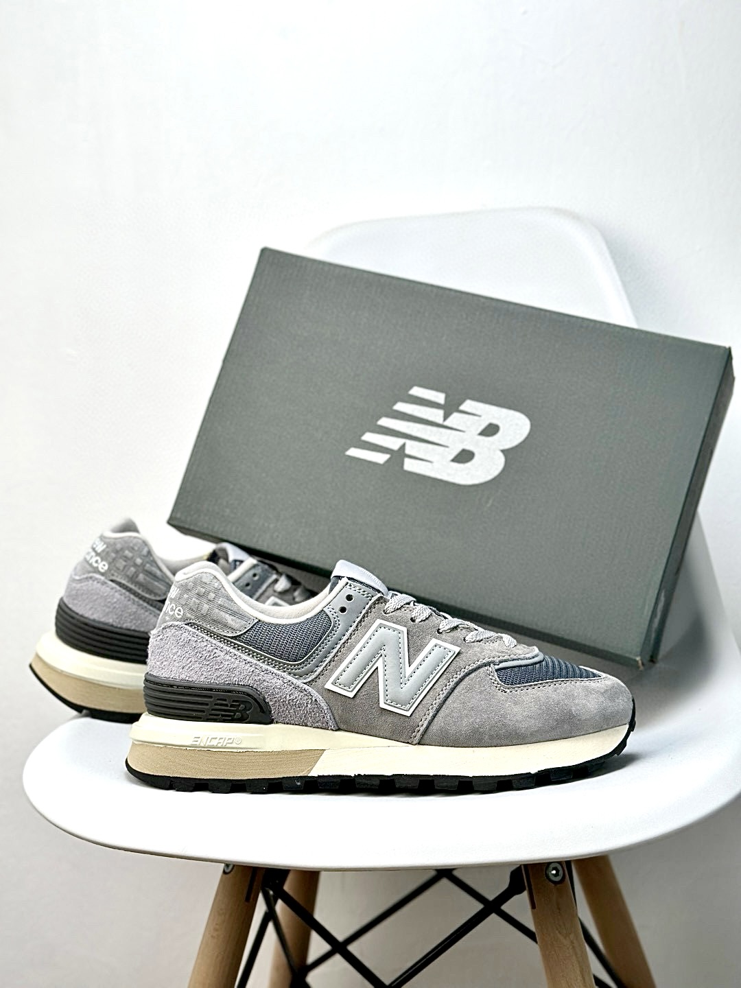 New Balance 574 Retro Runner Grey