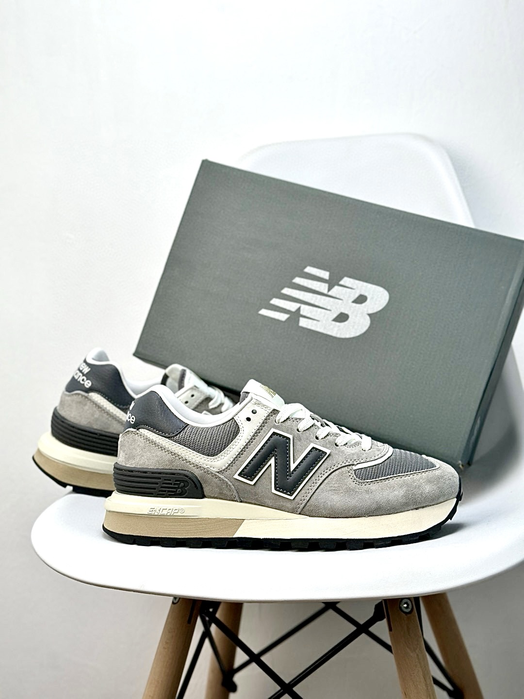 New Balance 574 U574LGT1 Retro Runner Grey