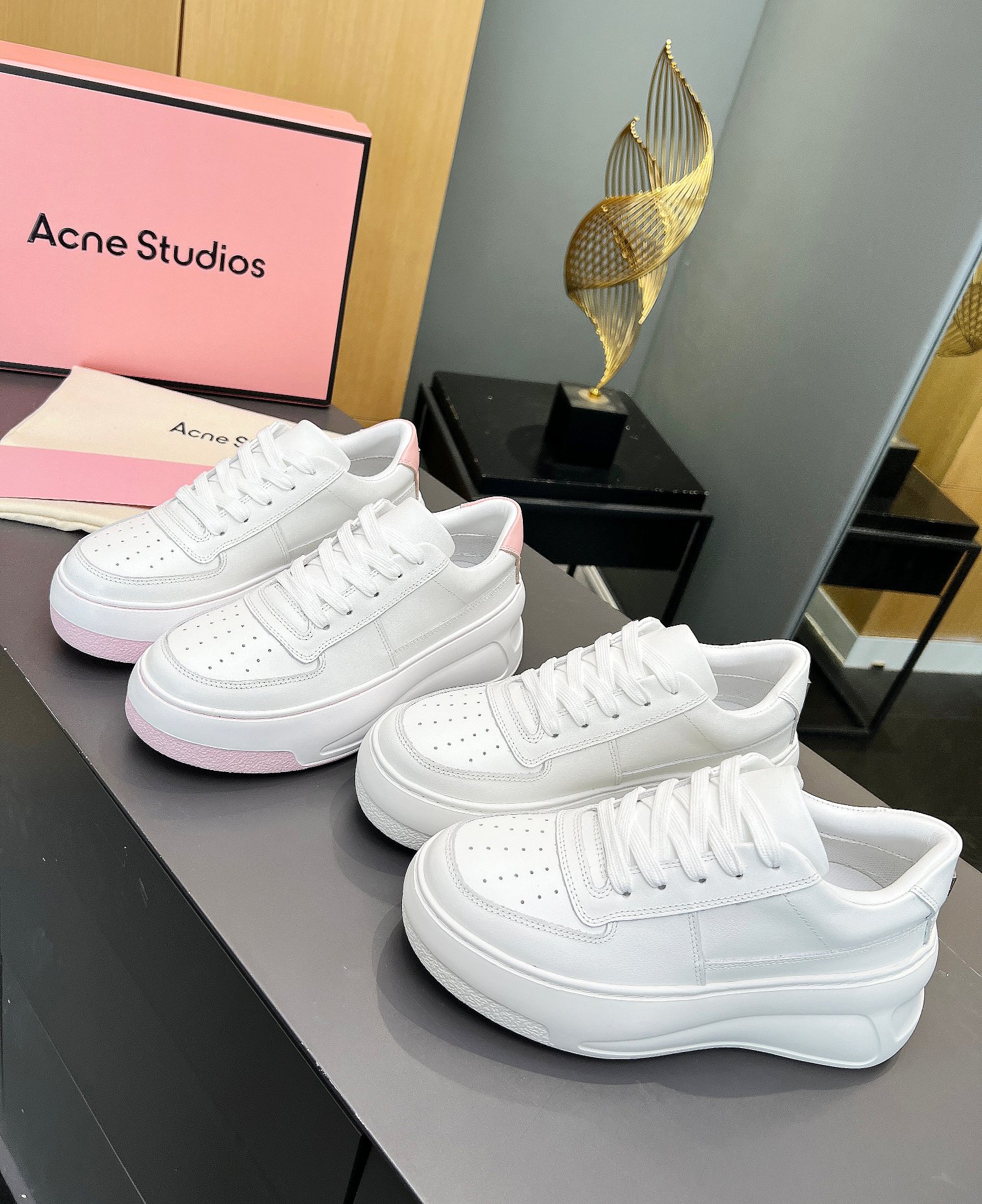 Acne Studios Smiley Platform Sneakers White/Pink