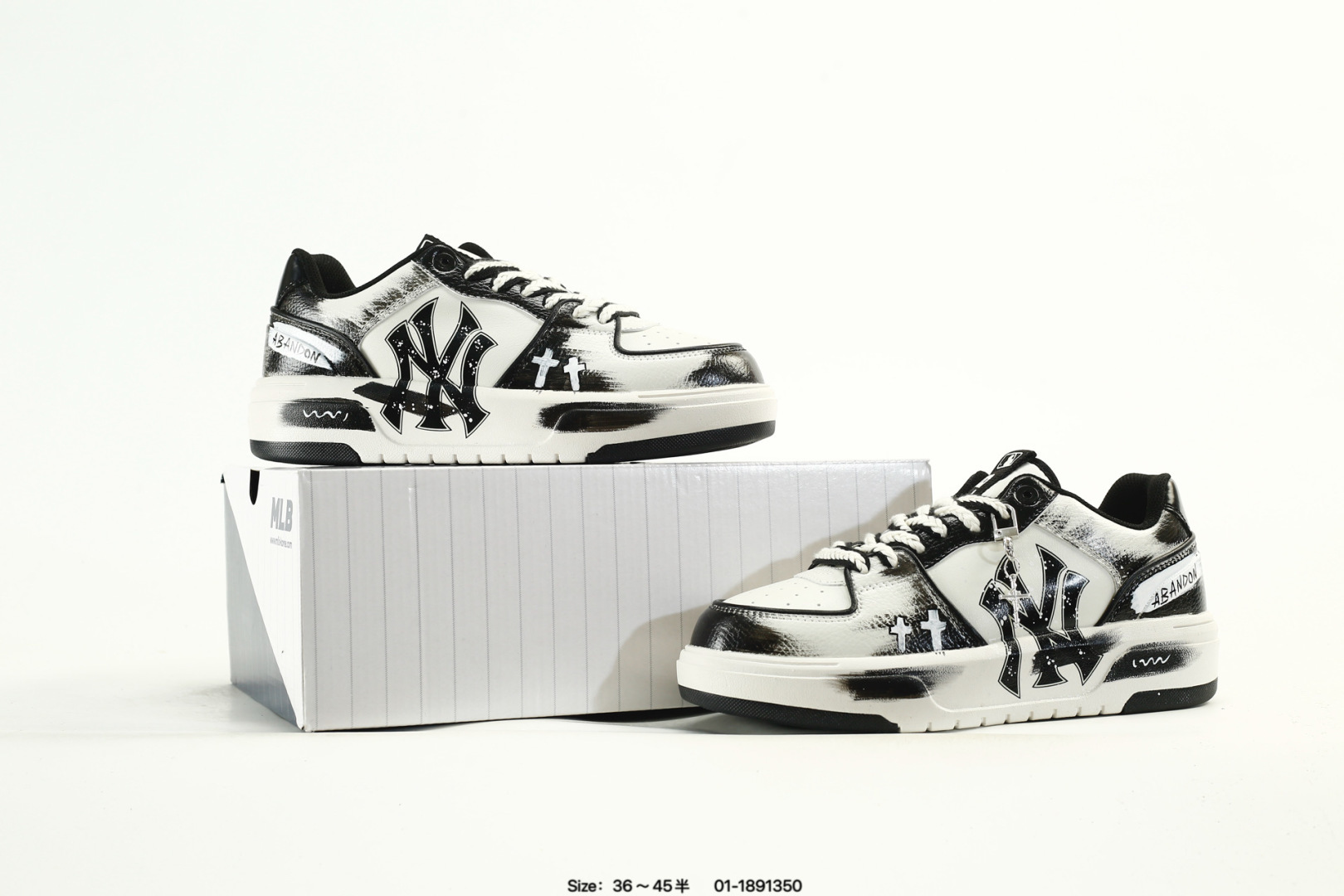 MLB NY Graffiti Dad Sneakers Black/White