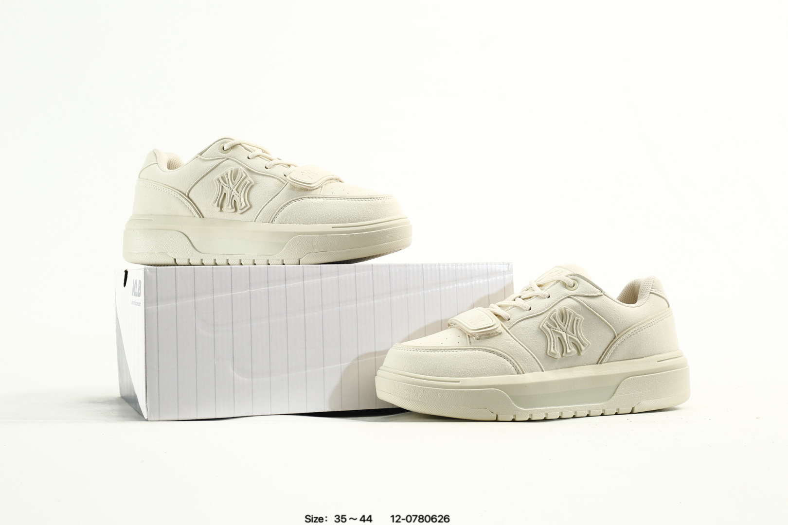 MLB NY Yankees Chunky Liner Sneakers Beige
