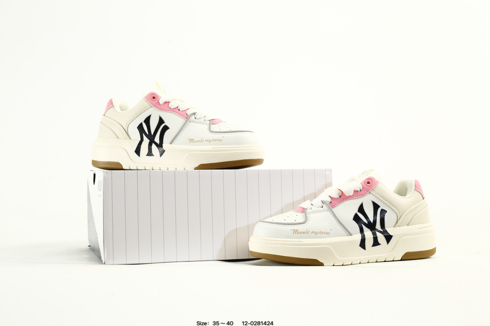 MLB Yankees Chunky Liner Sneaker White/Pink