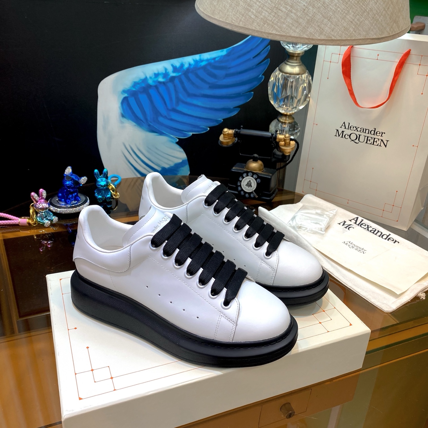 Alexander McQueen Oversized Sneakers White/Black