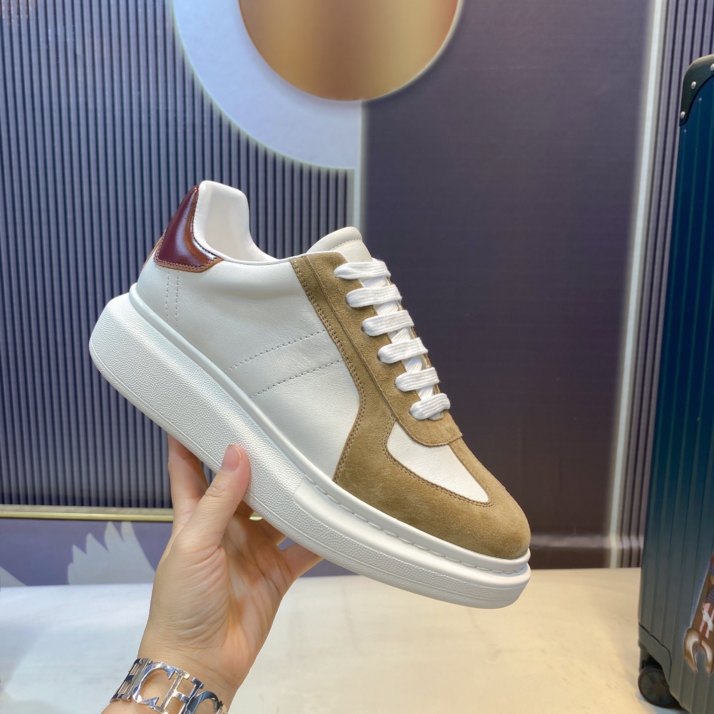 Alexander McQueen Oversized Sneakers White/Khaki/Brown