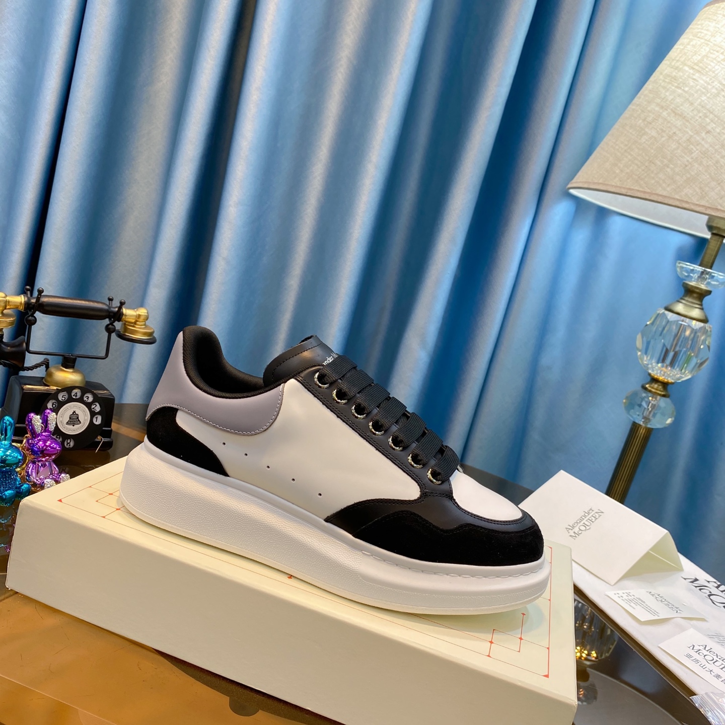 Alexander McQueen Oversized Sneaker White/Black/Grey