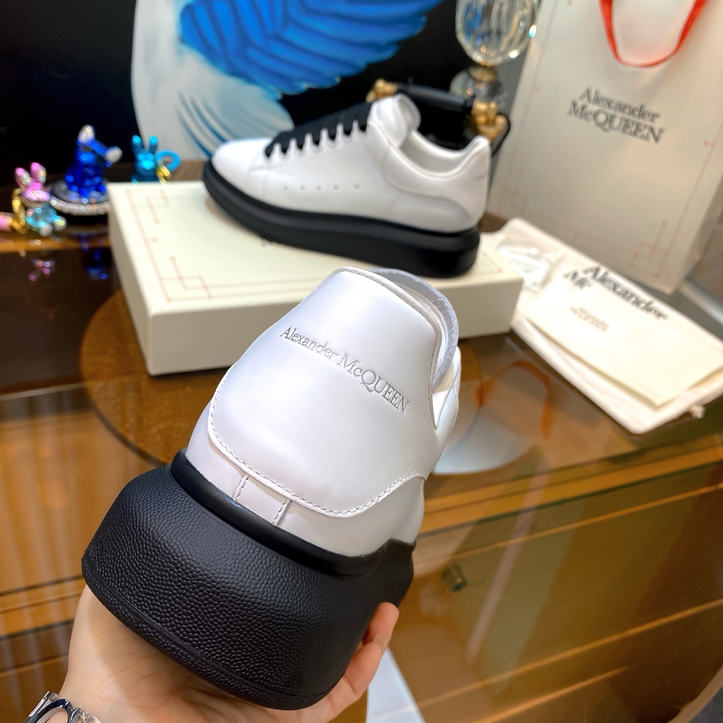 Alexander McQueen Oversized Sneakers White/Black